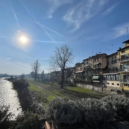 Little Nest In Oltretorrente * Parma
